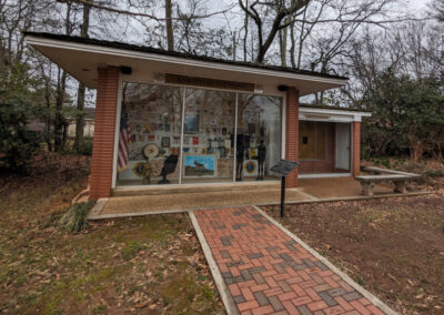 Lions Display Buildings